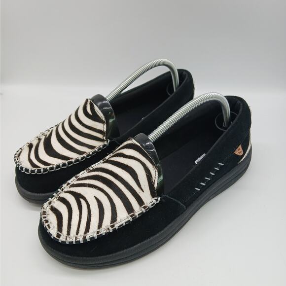 Lamo Zebra Print Suede Faux Fur Slip-On Loafers Moccasins Cozy Black White 10 - Picture 1 of 11